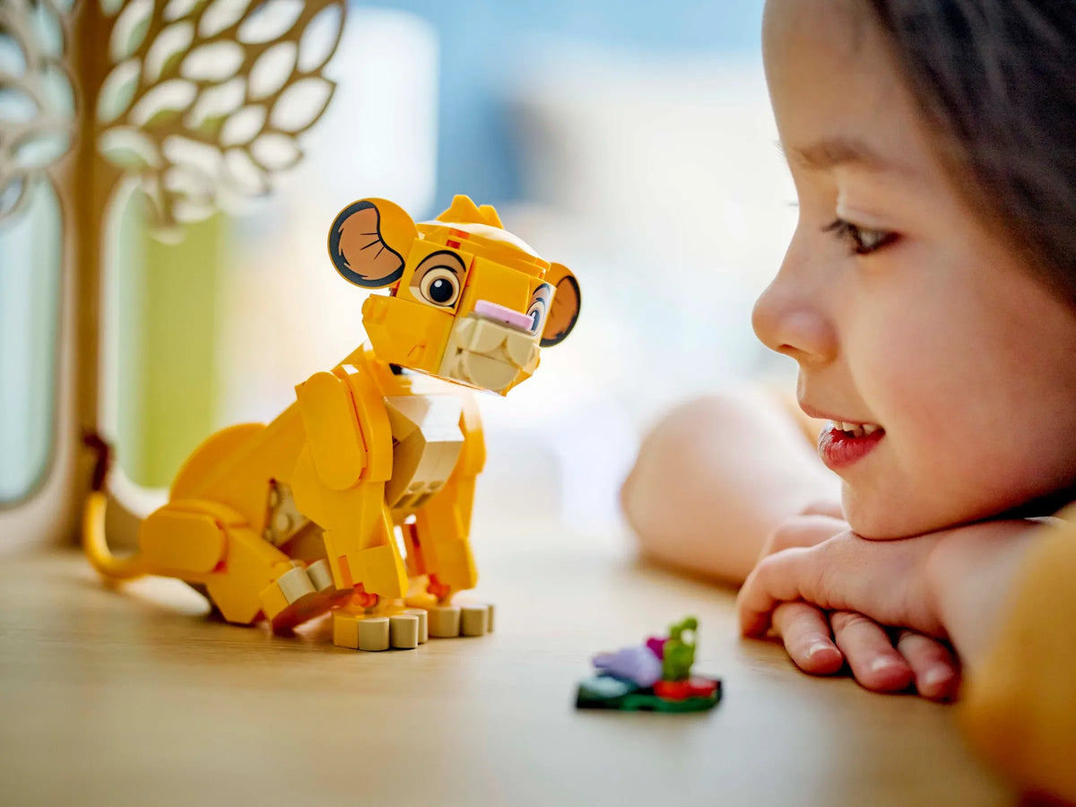 Simba, le bébé du Roi Lion - LEGO® | Disney